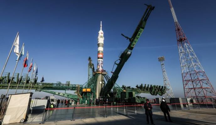 Роскосмос планирует использовать GigaChat на МКС